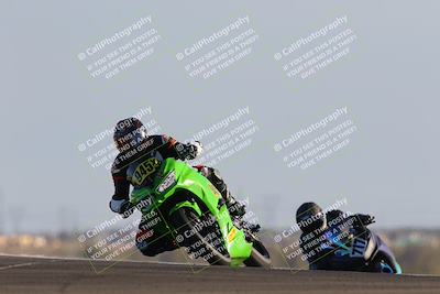 media/Dec-04-2022-CVMA (Sun) [[e38ca9e4fc]]/Race 12 500 Supersport-350 Supersport/